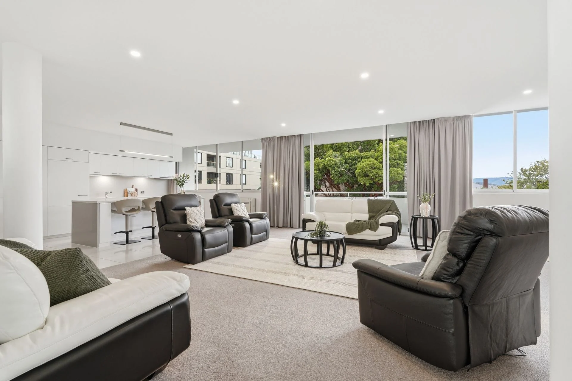 55B Sandy Bay Road, Battery Point - Thumbnail 4