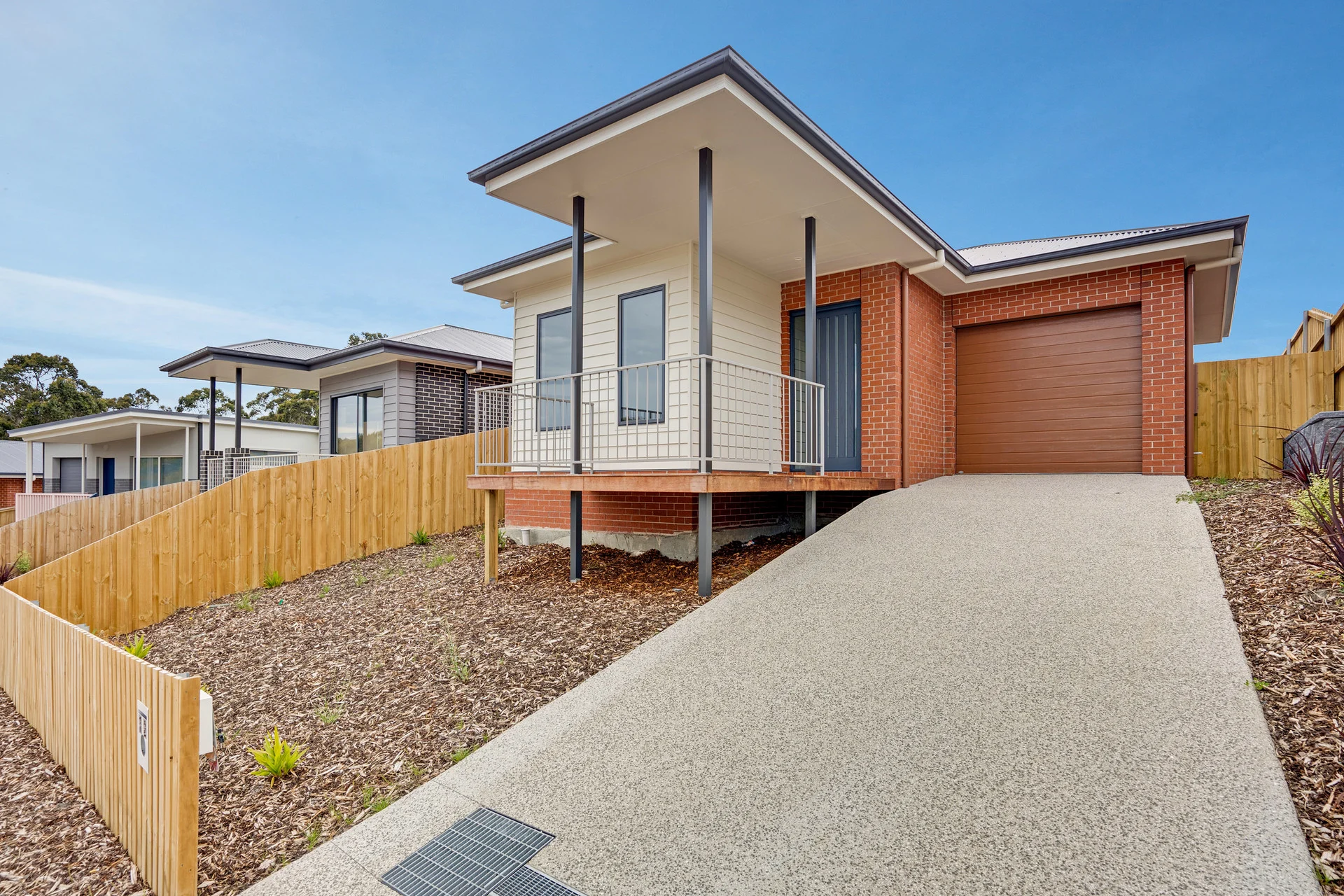 12 Eleni Avenue